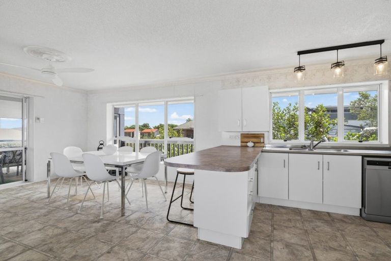 Photo of property in 15 Okiato Road, Okiato, Russell, 0272