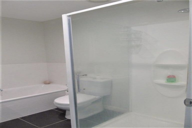 Photo of property in The Altair, 10/120 Rintoul Street, Newtown, Wellington, 6021