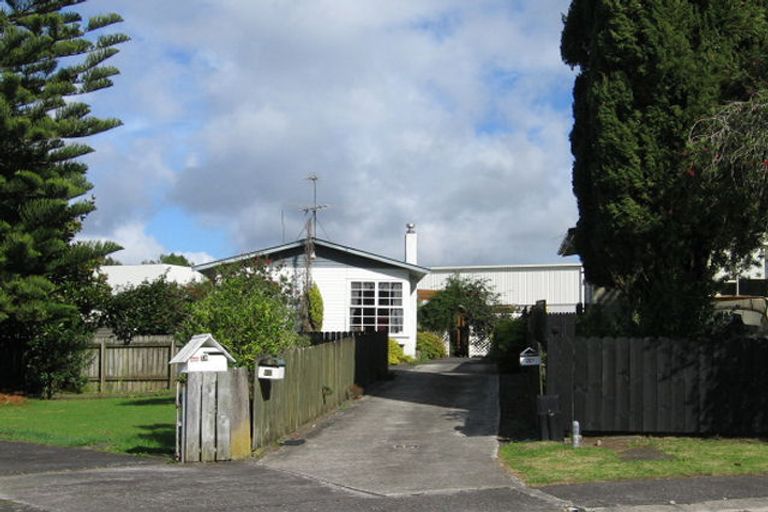 Photo of property in 20 Justin Place, Te Atatu Peninsula, Auckland, 0610