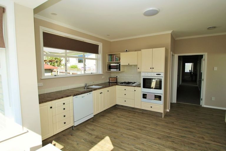 Photo of property in 53 Wharfe Street, South Hill, Oamaru, 9400
