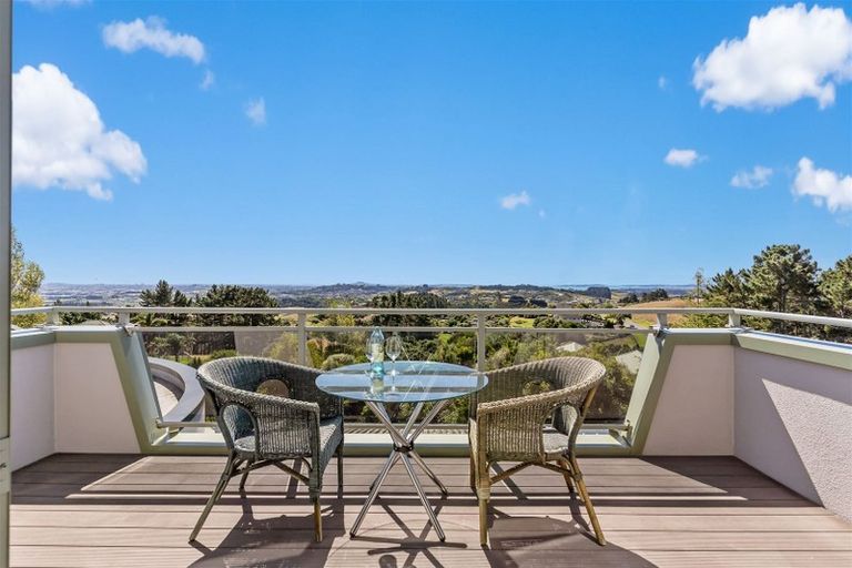 Photo of property in 565 Redoubt Road, Flat Bush, Auckland, 2019