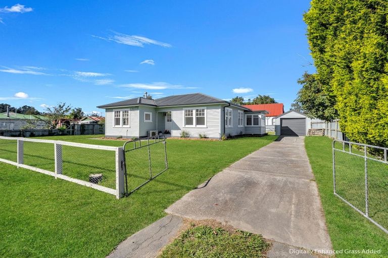 Photo of property in 6 Lowry Street, Waiau, 7332