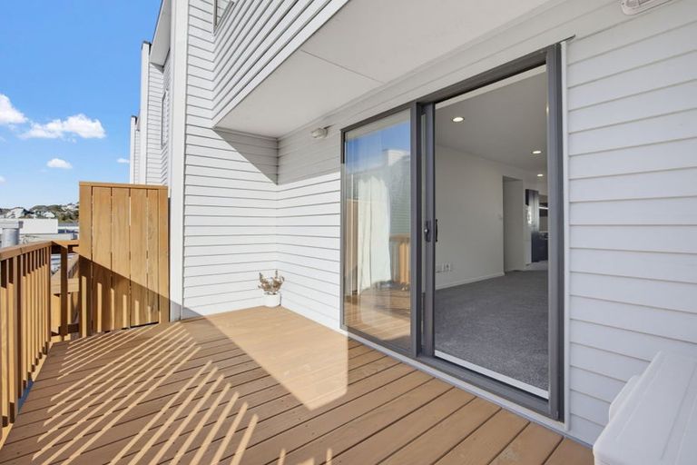 Photo of property in 11 Gordon Place, Newtown, Wellington, 6021