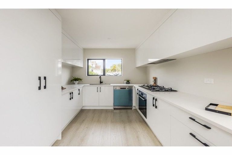 Photo of property in 32 Clark Street, Manurewa, Auckland, 2102