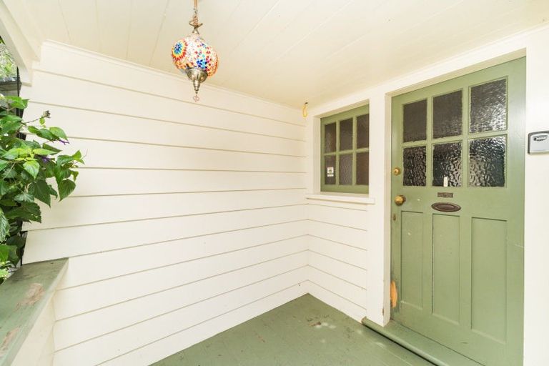 Photo of property in 16 Ngaio Street, West End, Palmerston North, 4412