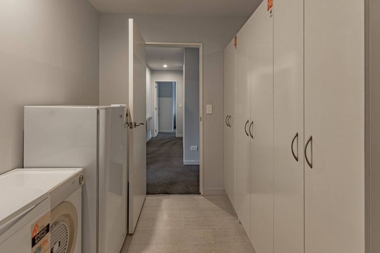 Photo of property in 2/12 Kirsten Place, Parklands, Christchurch, 8083