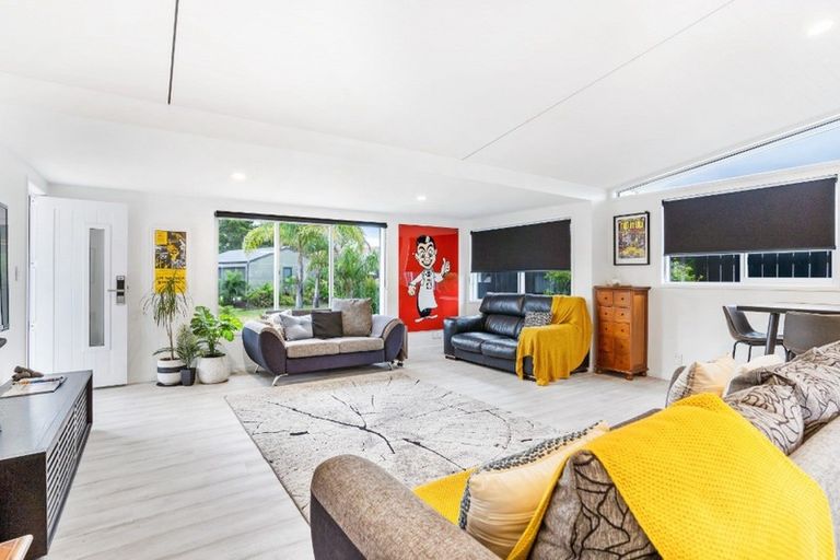 Photo of property in 106 Patuwai Drive, Whangamata, 3620