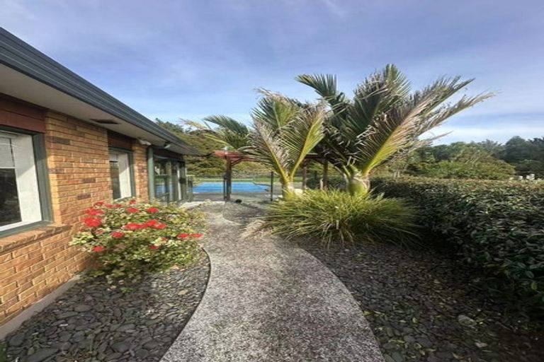 Photo of property in 5 Pigeonwood Lane, Albany, Auckland, 0632