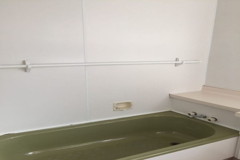 Photo of property in 174 Victoria Road, Saint Clair, Dunedin, 9012