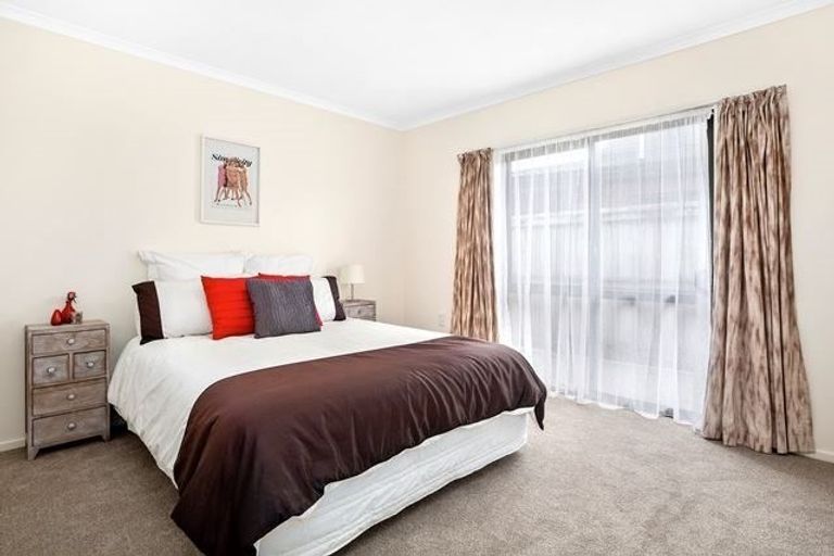 Photo of property in Redwood Village, 45/42 Main Road, Tawa, Wellington, 5028