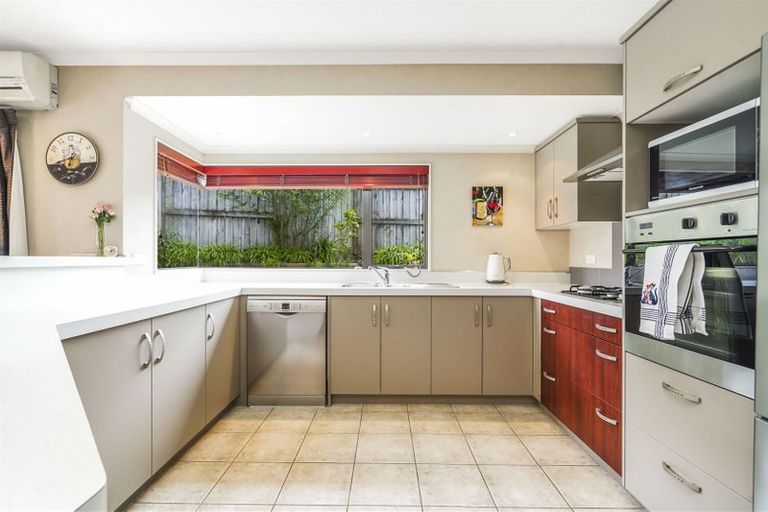 Photo of property in 11 Wiltshire Drive, Huntington, Hamilton, 3210