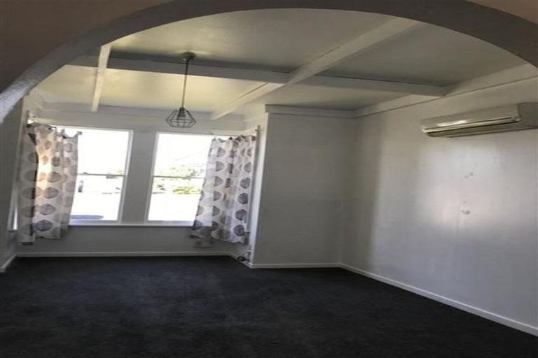 Photo of property in 107 Morton Street, Strathern, Invercargill, 9812