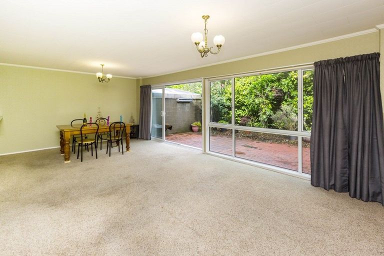 Photo of property in 3/8 Wai-iti Crescent, Woburn, Lower Hutt, 5010