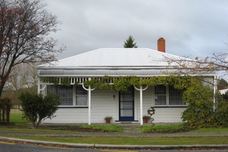 Photo of property in 49 Burns Street, Milton, 9220