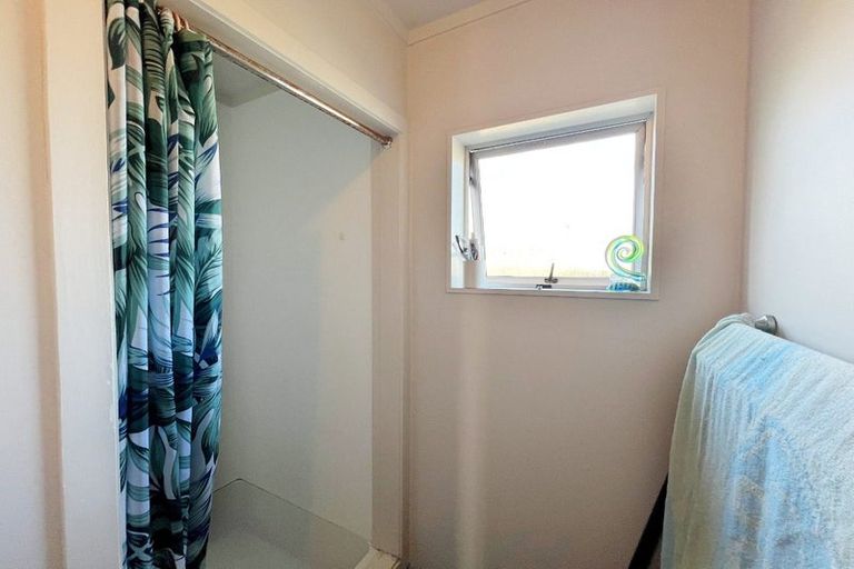 Photo of property in 15 Lewis Street, Glenview, Hamilton, 3206