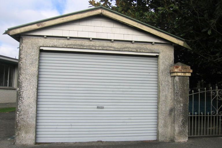 Photo of property in 76 Knights Road, Hutt Central, Lower Hutt, 5010
