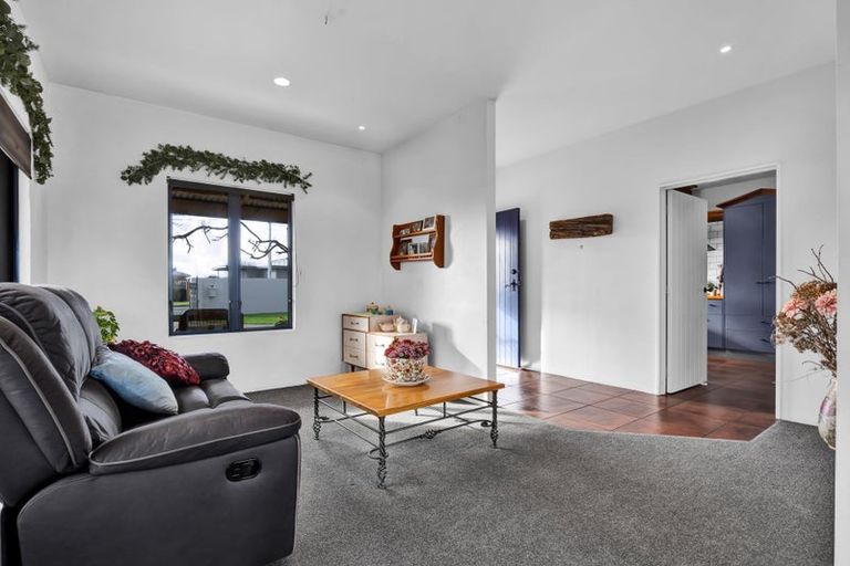 Photo of property in 35 Maire Street, Hawera, 4610