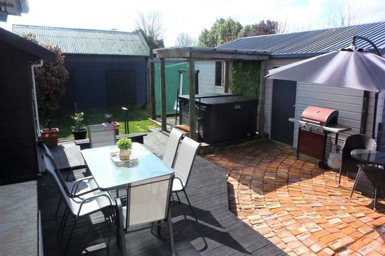 Photo of property in 2 Allnatt Street, Temuka, 7920