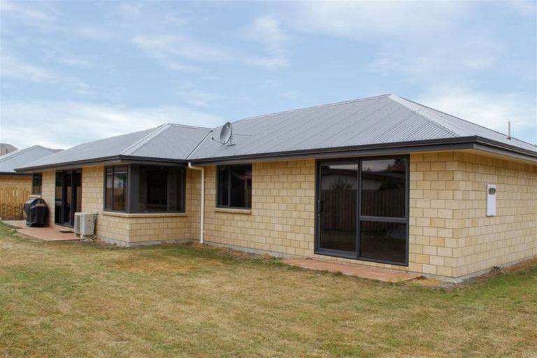 Photo of property in 71a Bledisloe Street, Kurow, 9435