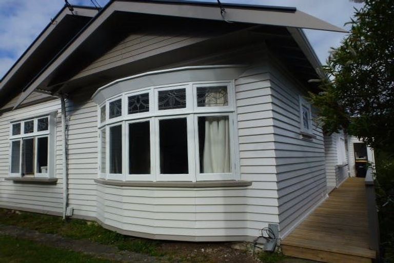 Photo of property in 76 Mornington Road, Brooklyn, Wellington, 6021