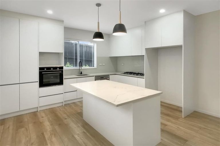 Photo of property in 41b Nelson Street, Howick, Auckland, 2014