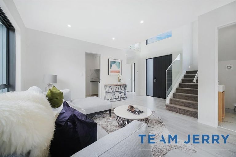 Photo of property in 2 Gertrude Cole Road, Clarks Beach, 2122