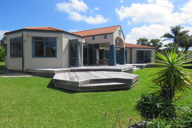 Photo of property in 28 Bayside Drive, Coopers Beach, 0420