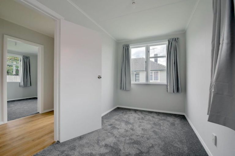 Photo of property in 72b Swaffield Road, Papatoetoe, Auckland, 2025