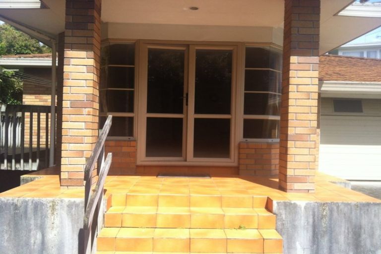 Photo of property in 36a Whitmore Road, Mount Roskill, Auckland, 1041