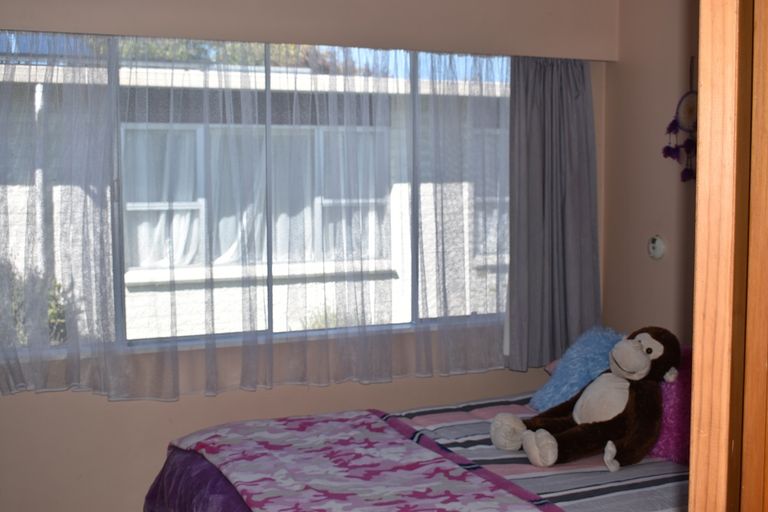 Photo of property in 23 Seddon Street, Carterton, 5713