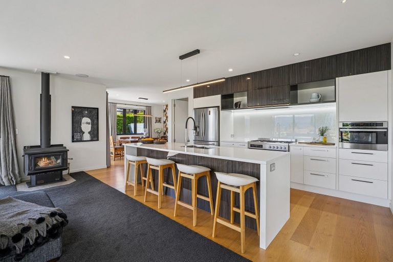 Photo of property in 5 Clearview Street, Wanaka, 9305