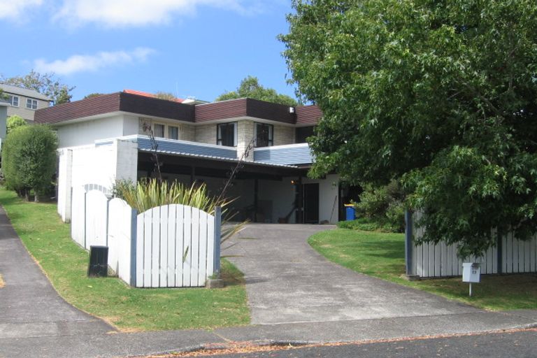 Photo of property in 11 Leigh Terrace, Bayview, Auckland, 0629