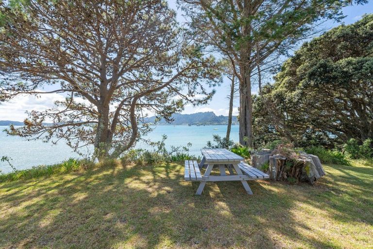 Photo of property in 156 One Tree Point Road, One Tree Point, 0118