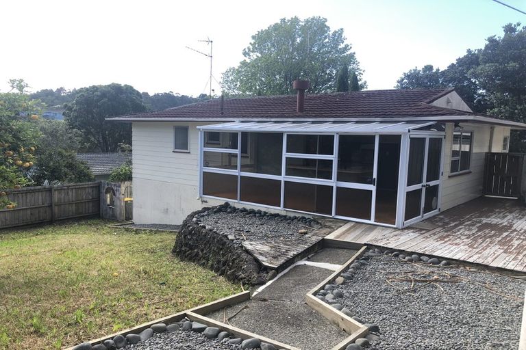 Photo of property in 16 Contessa Drive, Glenfield, Auckland, 0629