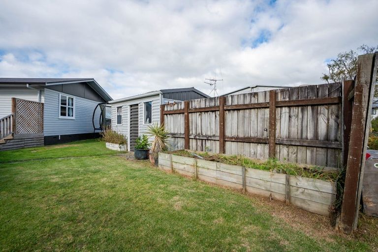 Photo of property in 42 Irvine Street, Frankton, Hamilton, 3204