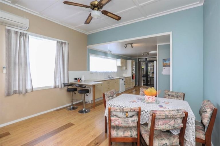 Photo of property in 115 Hakanoa Street, Huntly, 3700