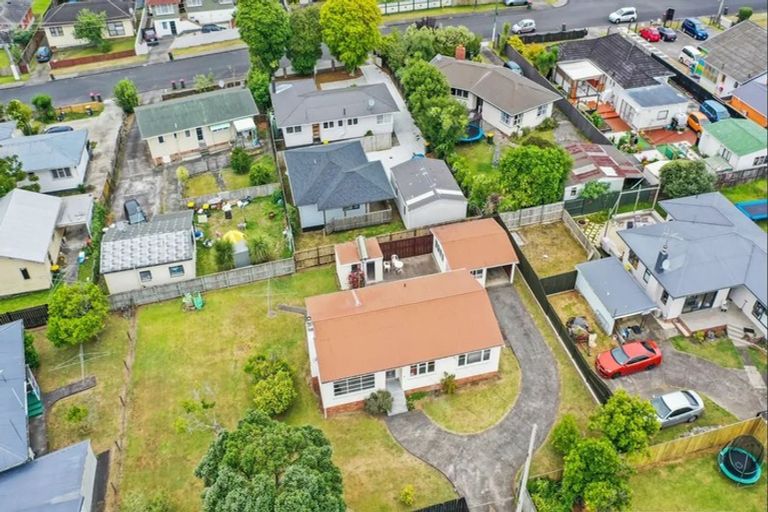 Photo of property in 16 Hooks Road, Manurewa, Auckland, 2102