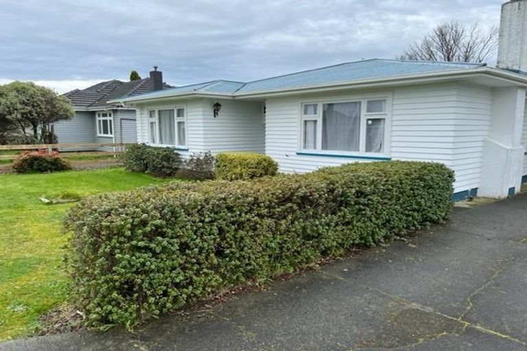 Photo of property in 34 Hannan Street, Levin, 5510