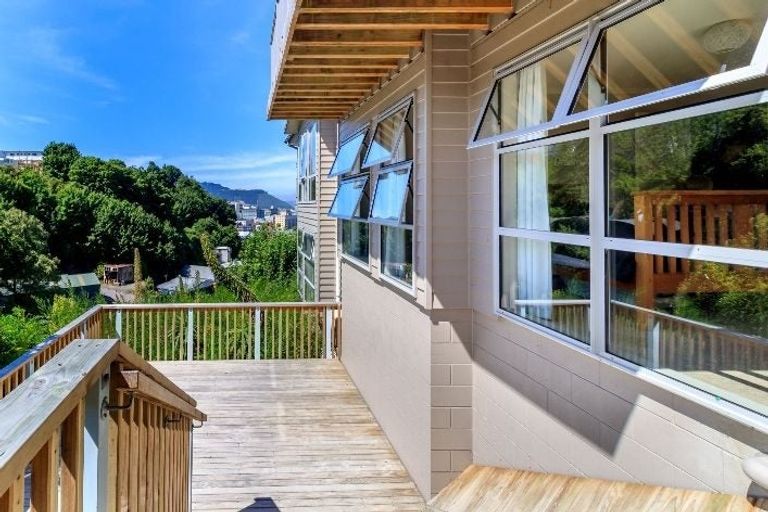 Photo of property in 36 Sutherland Street, Dunedin Central, Dunedin, 9016