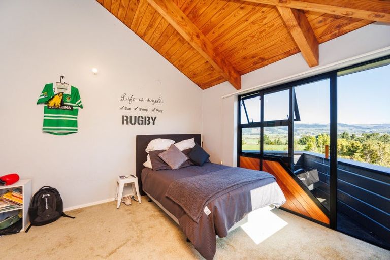 Photo of property in 232 Hendersons Line, Kelvin Grove, Palmerston North, 4470