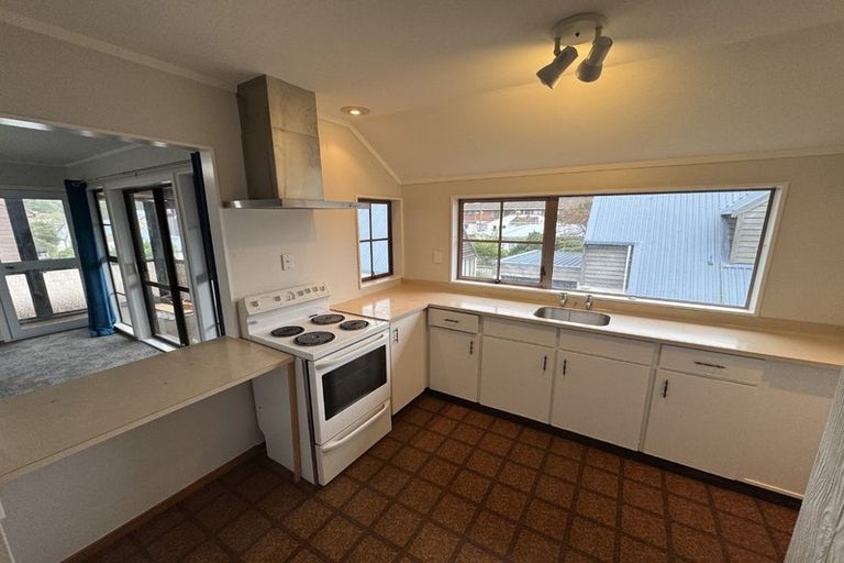 Photo of property in 4f Earp Street, Johnsonville, Wellington, 6037
