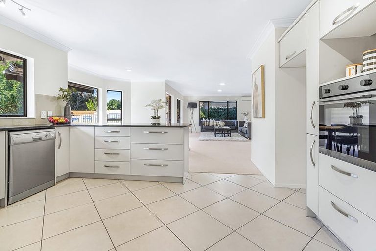 Photo of property in 98 Delamare Road, Pukete, Hamilton, 3200