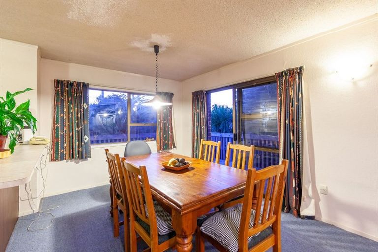 Photo of property in 212 Royal Road, Massey, Auckland, 0614