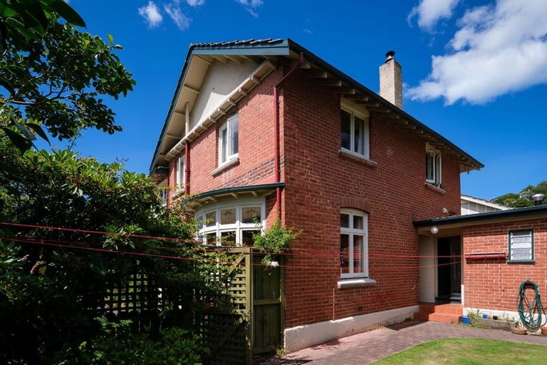 Photo of property in 36 Sandringham Street, Saint Clair, Dunedin, 9012