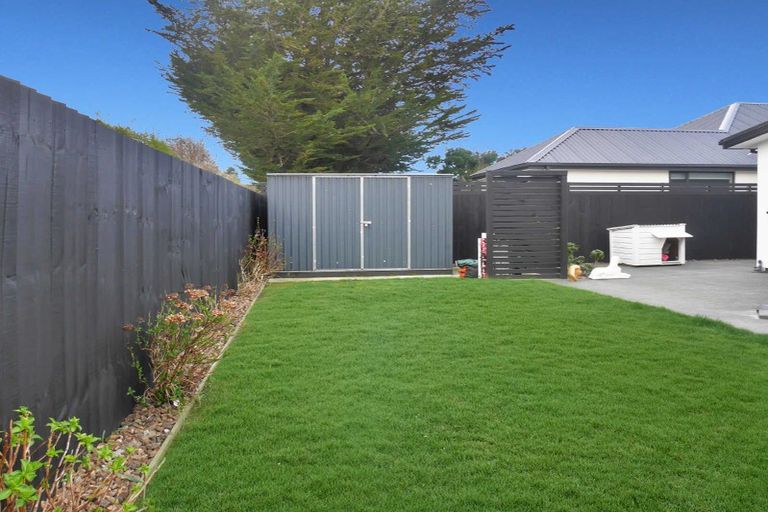 Photo of property in 37 Robert Duncan Road, Belfast, Christchurch, 8051