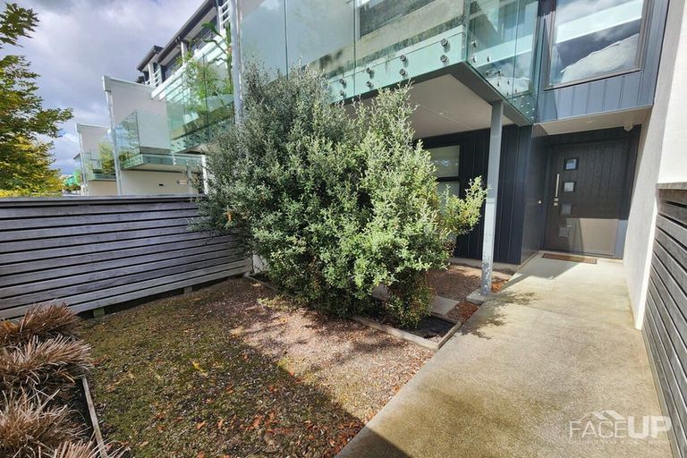 Photo of property in 4 Carder Court, Hobsonville, Auckland, 0618