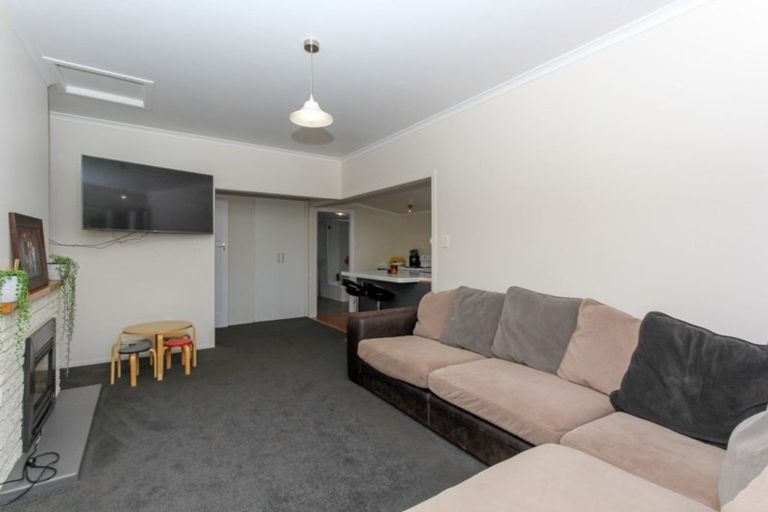 Photo of property in 39 Mouatt Street, Waitara, 4320