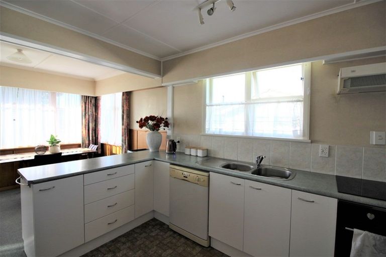 Photo of property in 22 Christian Street, Dannevirke, 4930