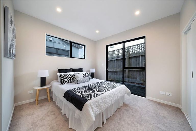 Photo of property in 86b Kervil Avenue, Te Atatu Peninsula, Auckland, 0610