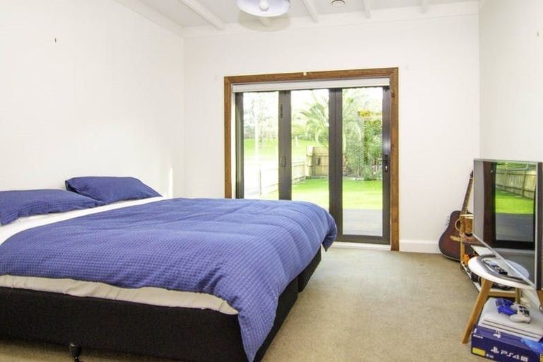 Photo of property in 12 Napier Road, Terrace End, Palmerston North, 4410
